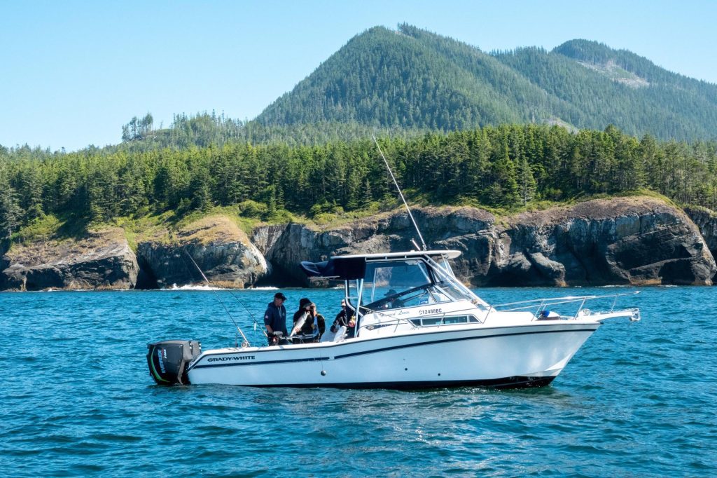 Remax final day rx-94 copy - Nootka Wilderness Lodge